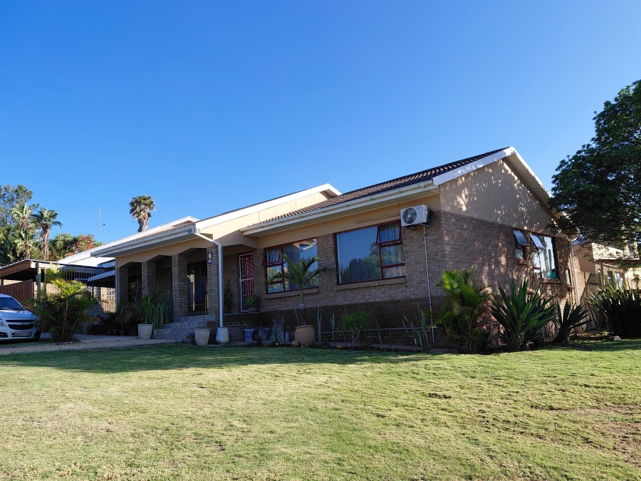 3 Bedroom Property for Sale in Strelitzia Park Eastern Cape